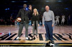 爱游戏亚洲官网-全明星赛将至，国际名宿齐聚一堂