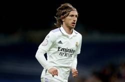 爱游戏官网入口-包含皇家社会后卫连续封堵，保持不失球的词条