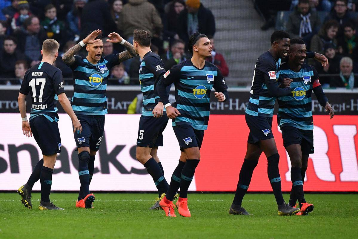 柏林赫塔取得客场比赛胜利，实现逆袭