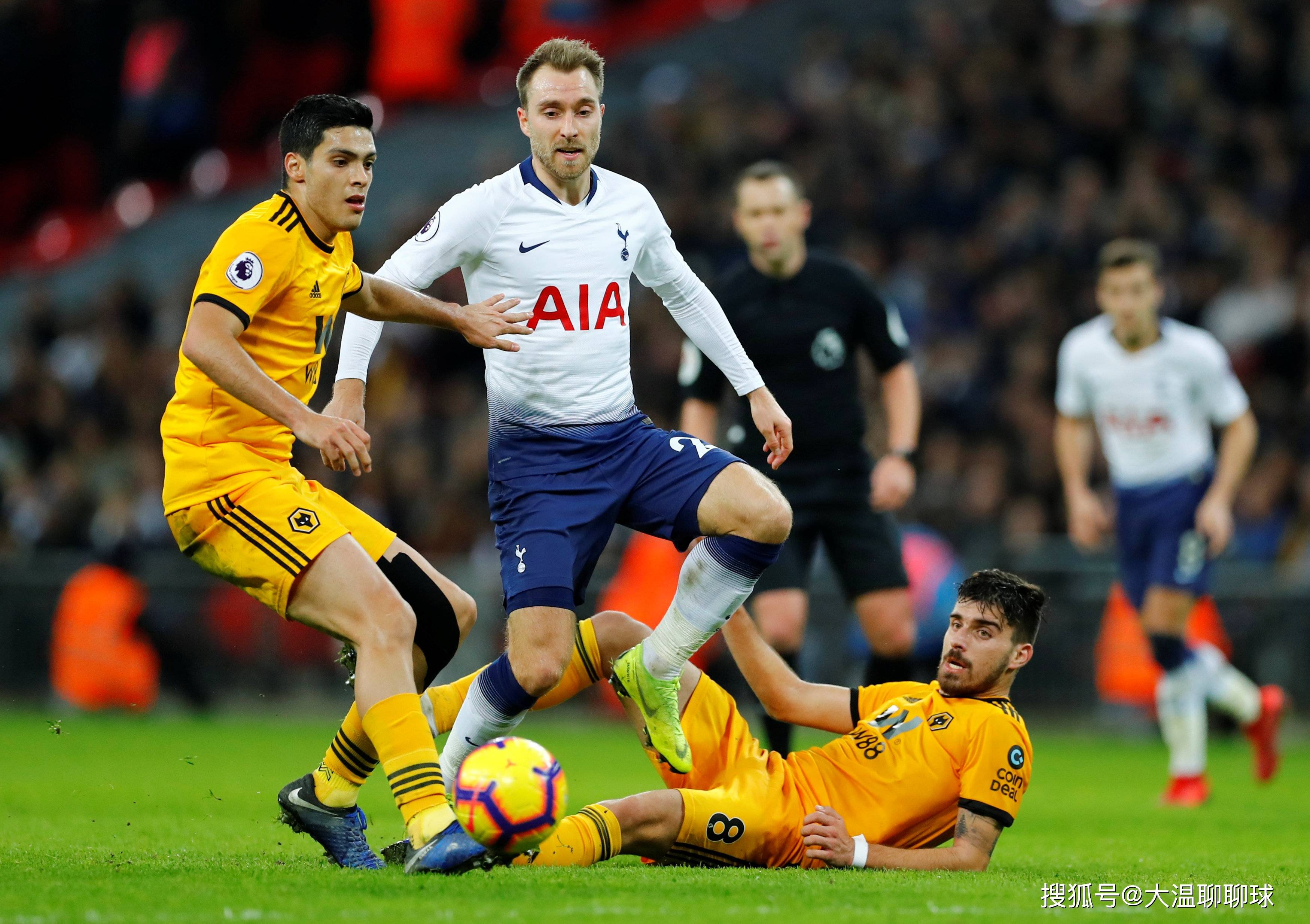 布莱顿逆转击败伯恩利,主场庆胜 布莱顿逆转击败伯恩利,主场庆胜