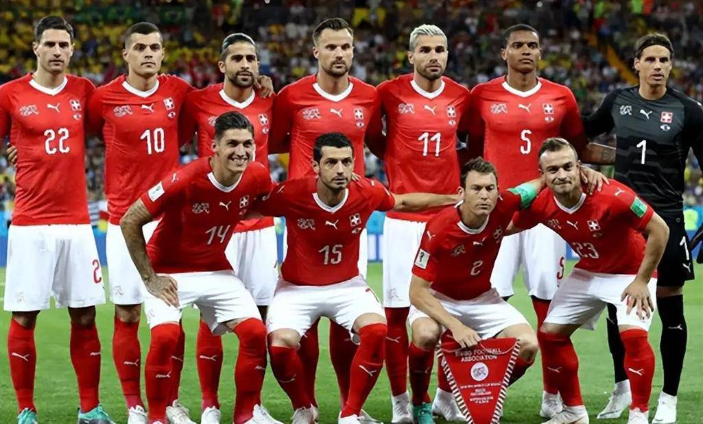 塞尔维亚实力强劲，欧预赛前途堪忧