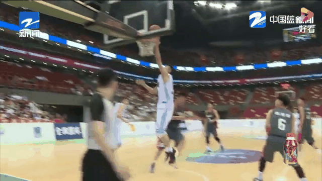 篮球联赛最新动态曝光，球队实力逐步提升的简单介绍