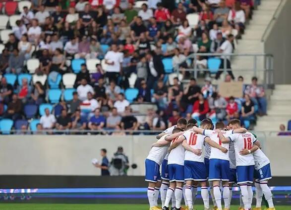 法罗群岛队再陷困境，需全力拼搏