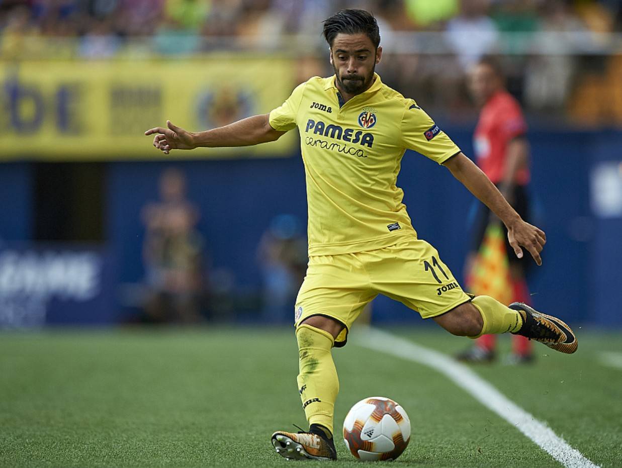 关于比利亚雷亚尔全队进攻凶猛，主场豪取三分的信息