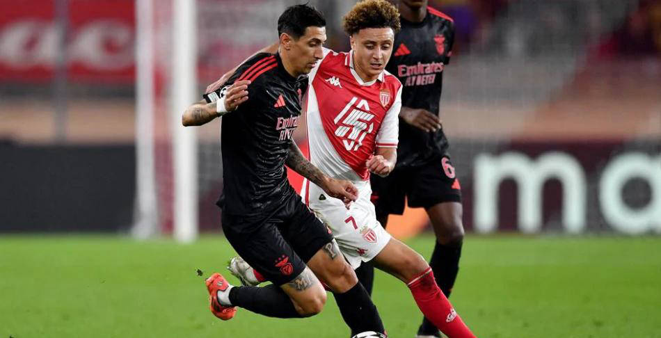 摩纳哥客场战胜尼姆，继续追赶法甲领头羊的简单介绍