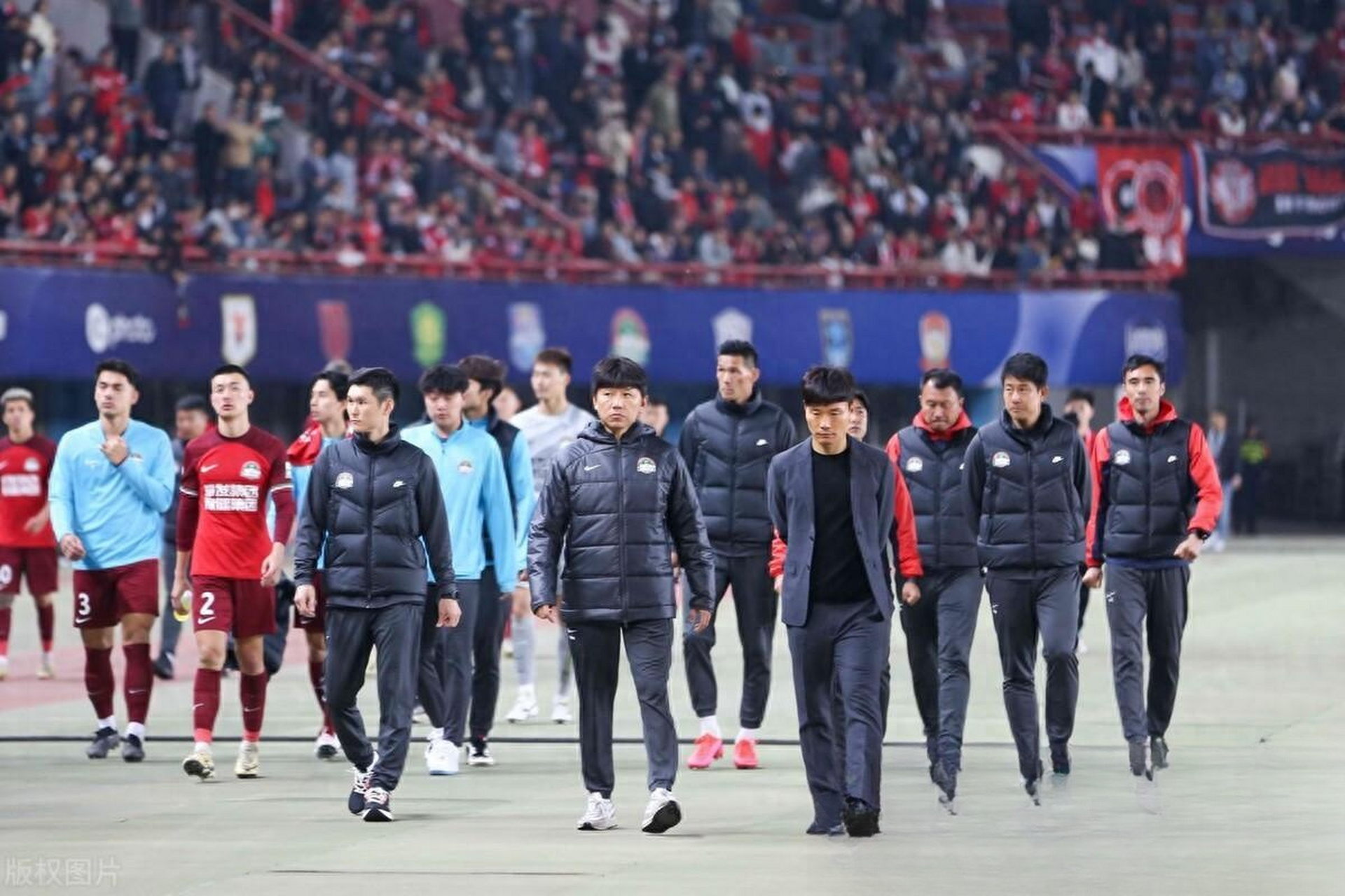 河南建业客场击败对手，球队信心大增