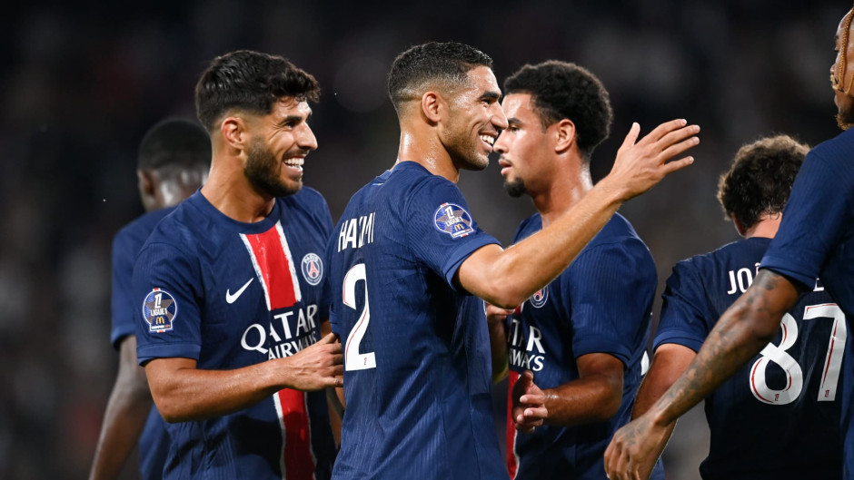 巴黎圣日耳曼队的球员群体战术打动球迷