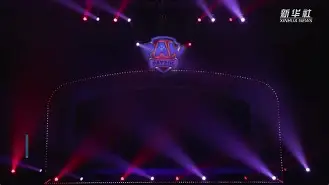 包含圣马力诺队勇敢团结，誓取高位的词条