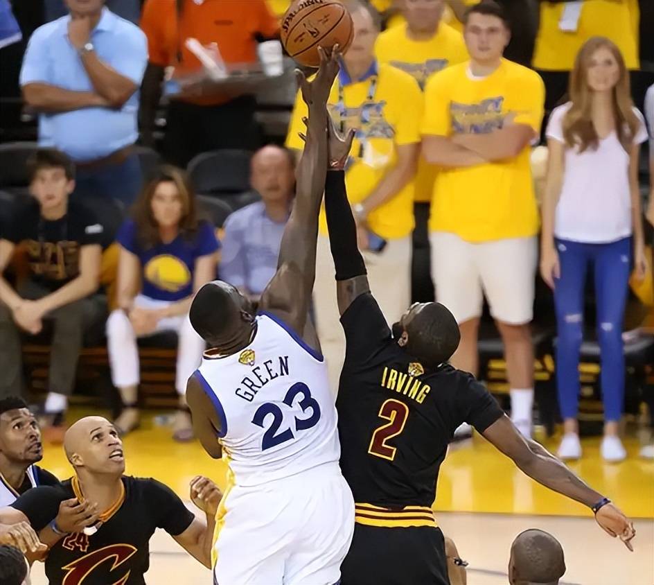 骑士队员连战连胜，势不可挡夺取胜利