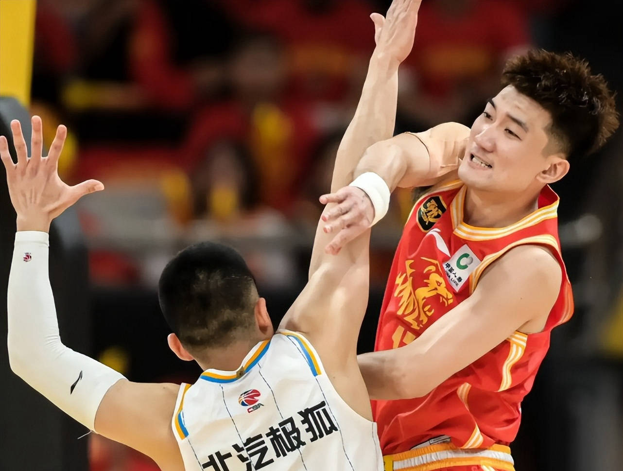 北京队在主场力克对手，收获关键胜利的简单介绍