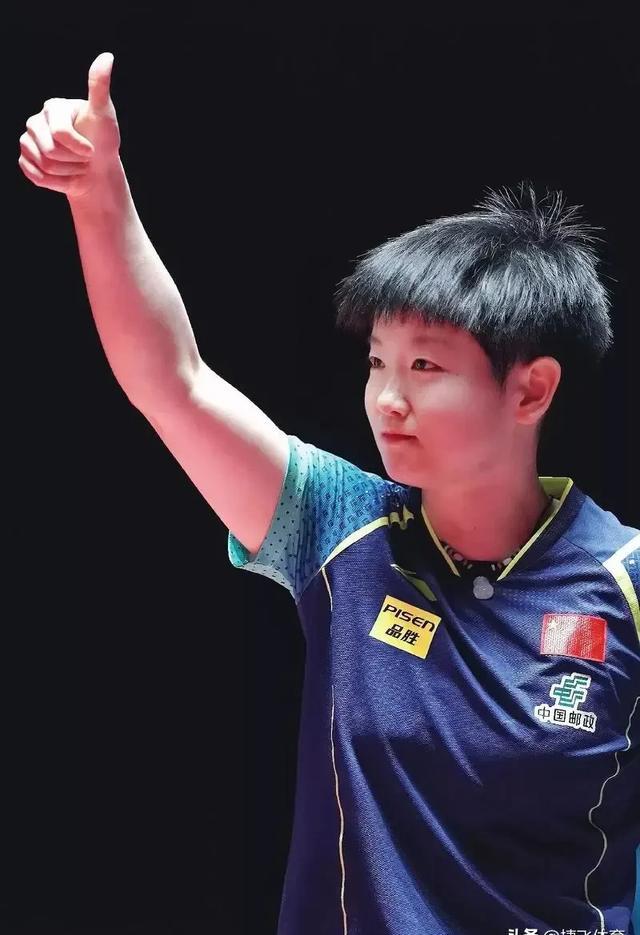 包含赛场上的风云变幻，战况紧张尽在眼前的词条