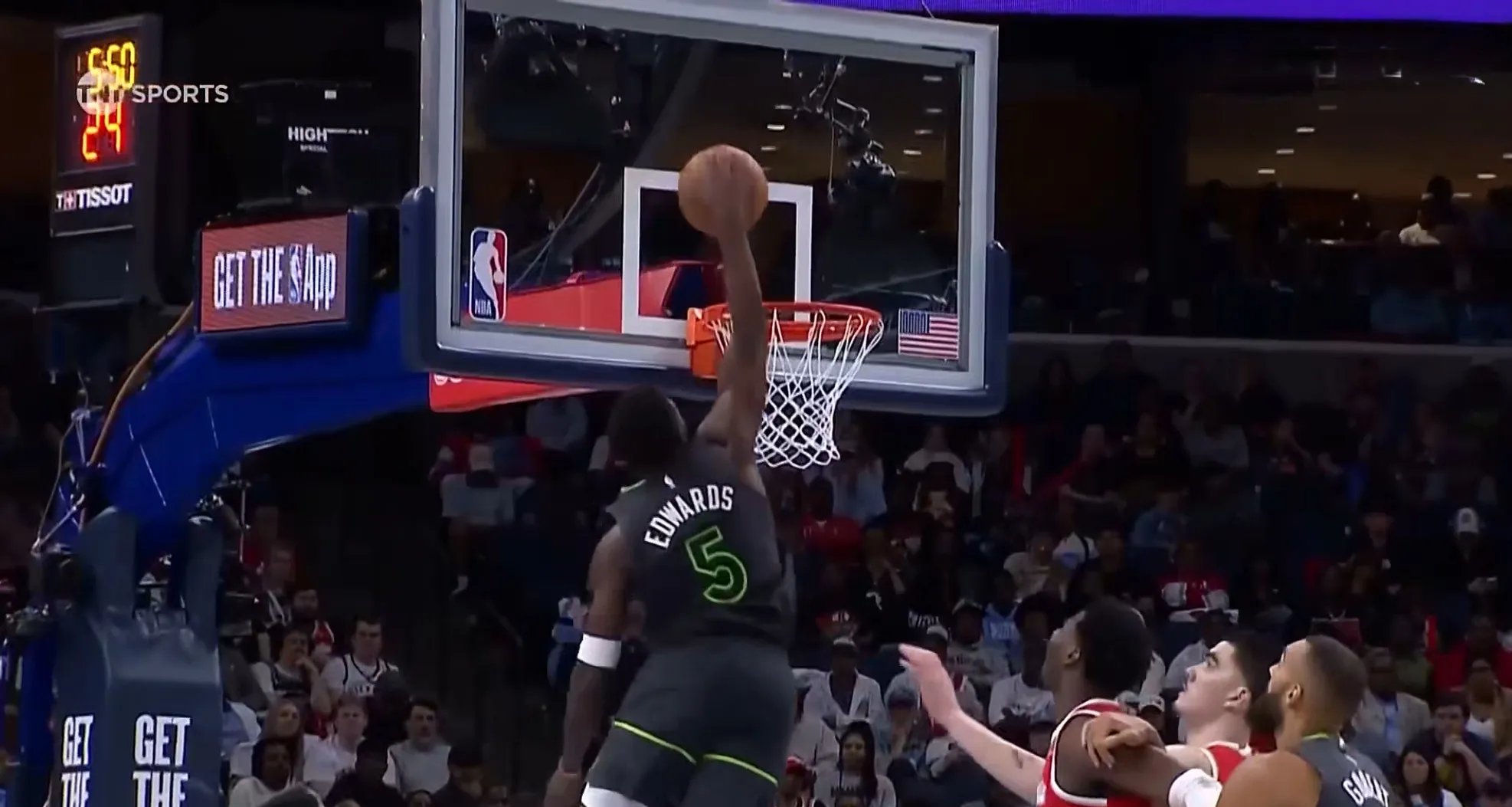 爵士横扫灰熊，客场表现稳定令人赞叹