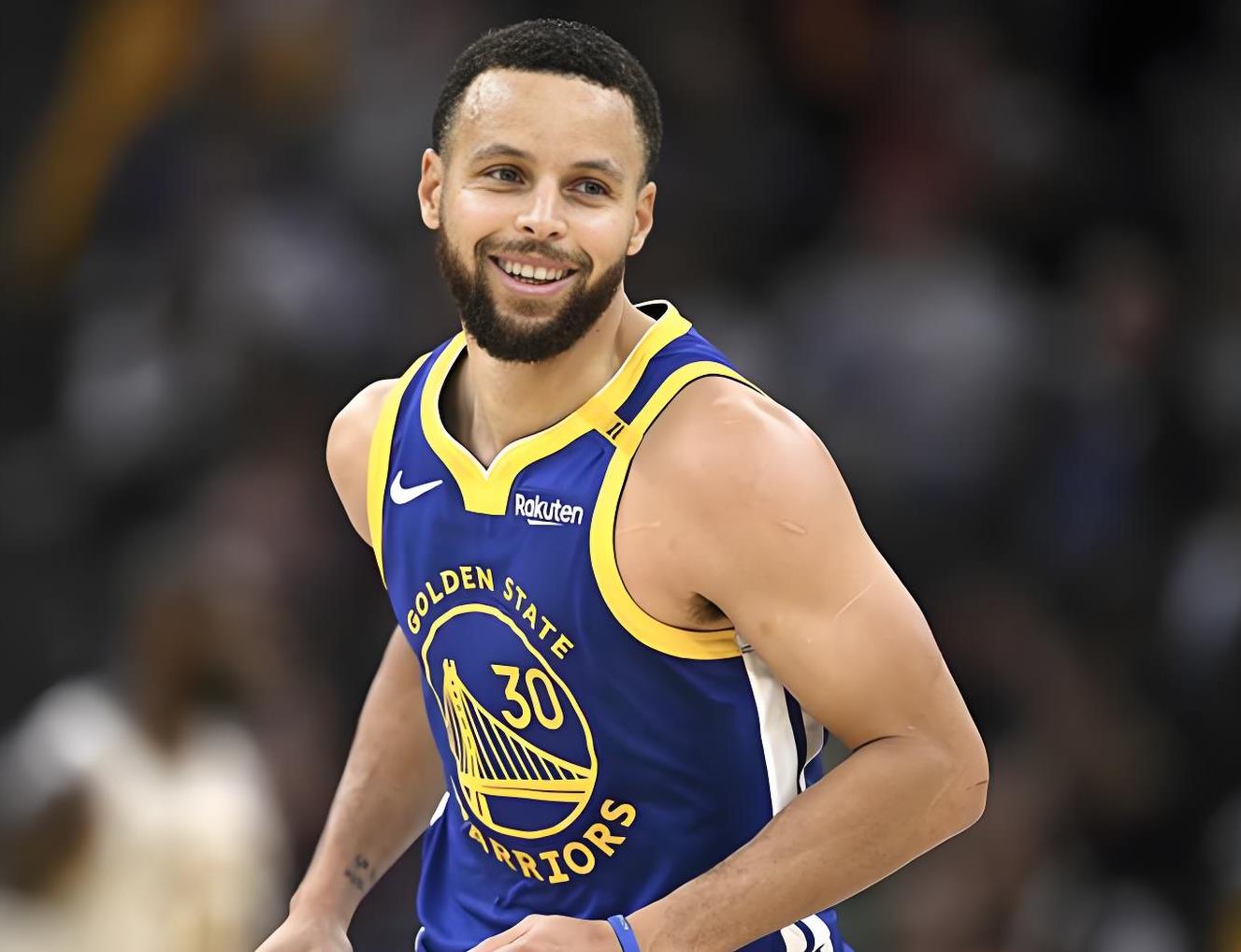 爵士横扫灰熊，客场表现稳定令人赞叹