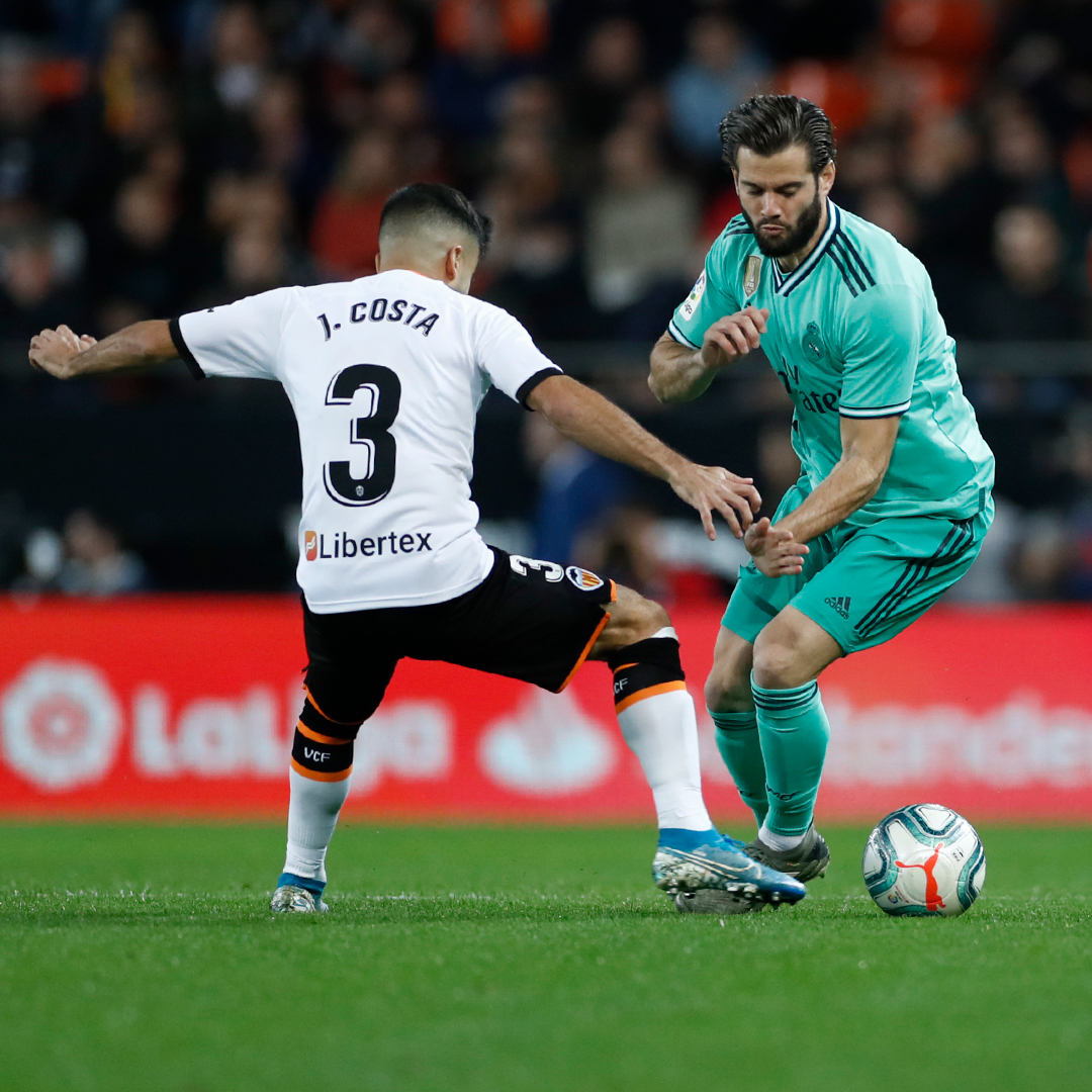 瓦伦西亚主场难求一胜，深陷降级区的简单介绍