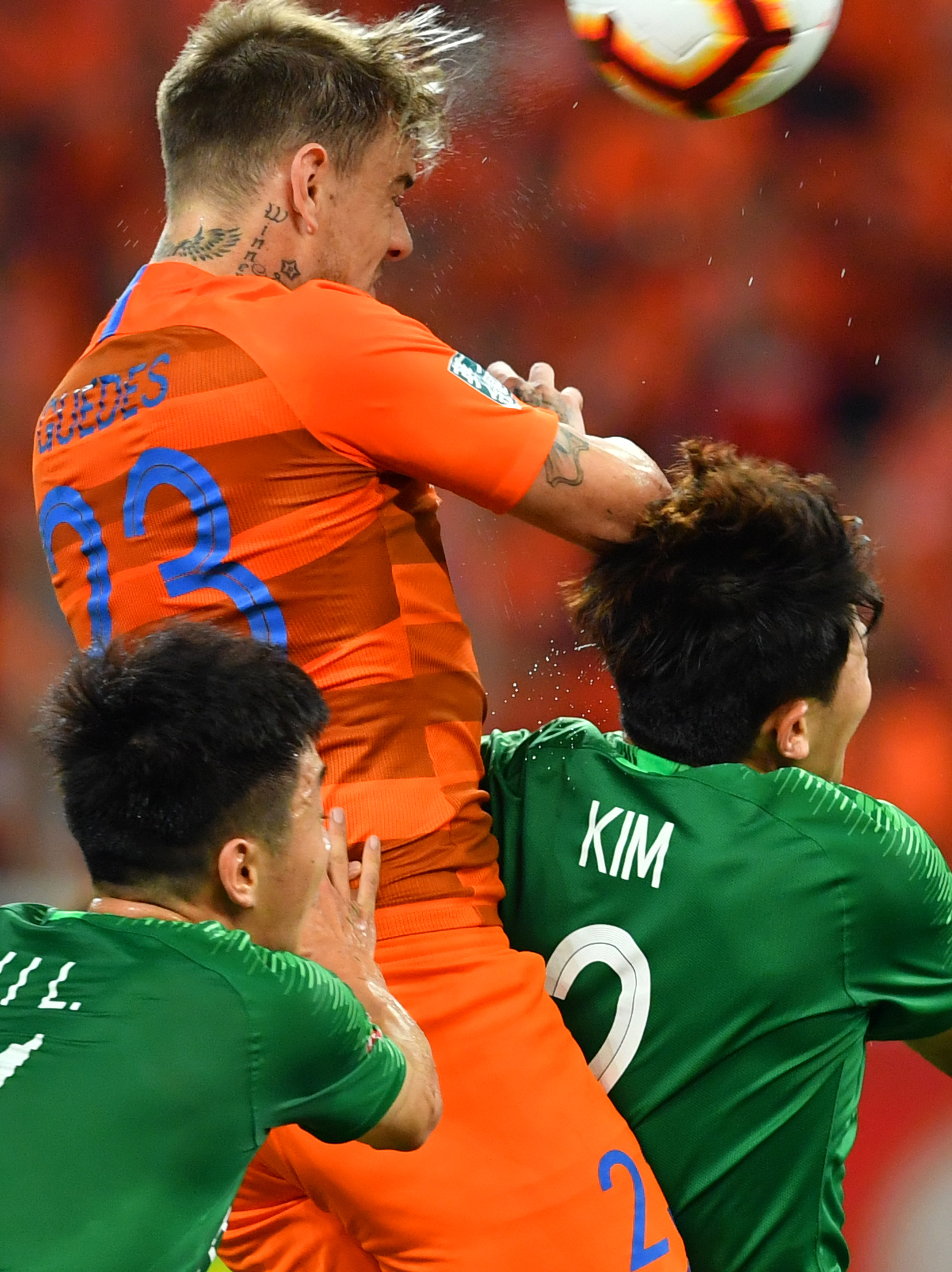 鲁能主场平局，争夺激烈，难分高下的简单介绍