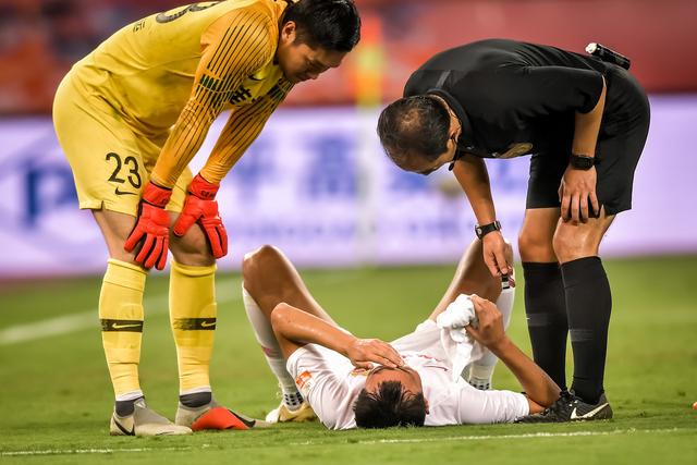 鲁能主场平局，争夺激烈，难分高下的简单介绍