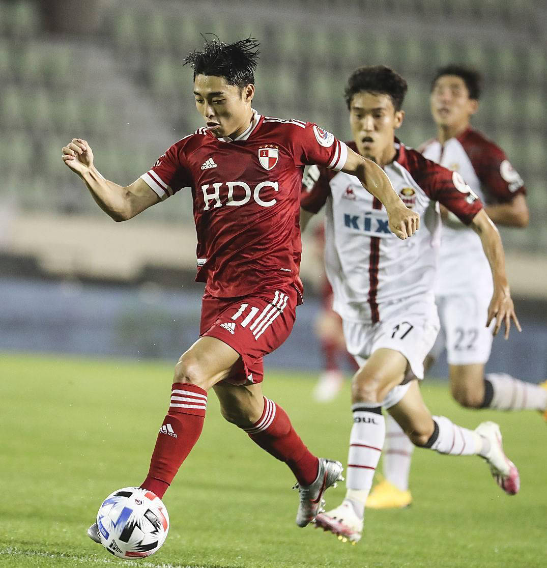 首尔FC继续胜利，成功晋级淘汰赛