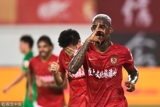 恒大挑战上港：强强对话引发狂热角逐的简单介绍