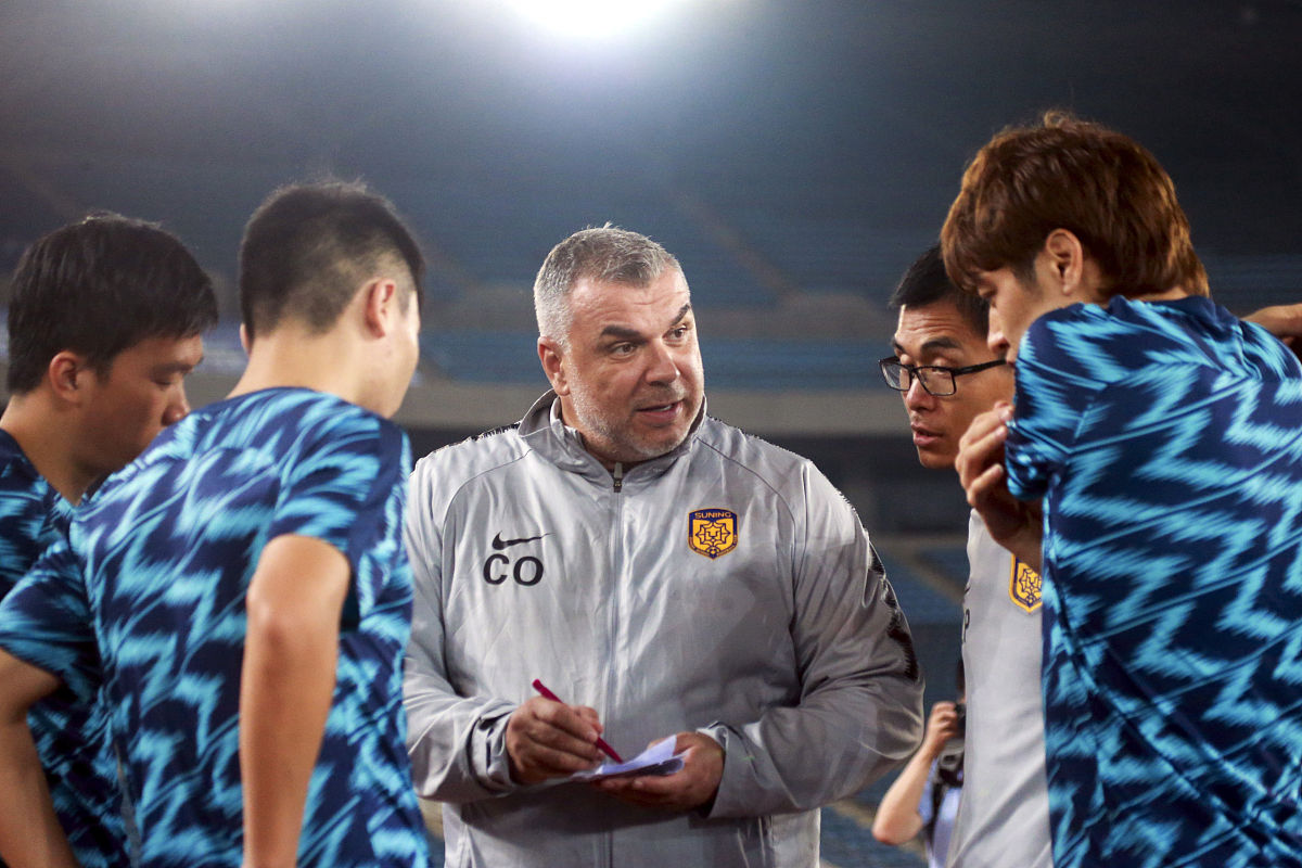 波兰队员充满斗志，圆满完成任务的简单介绍