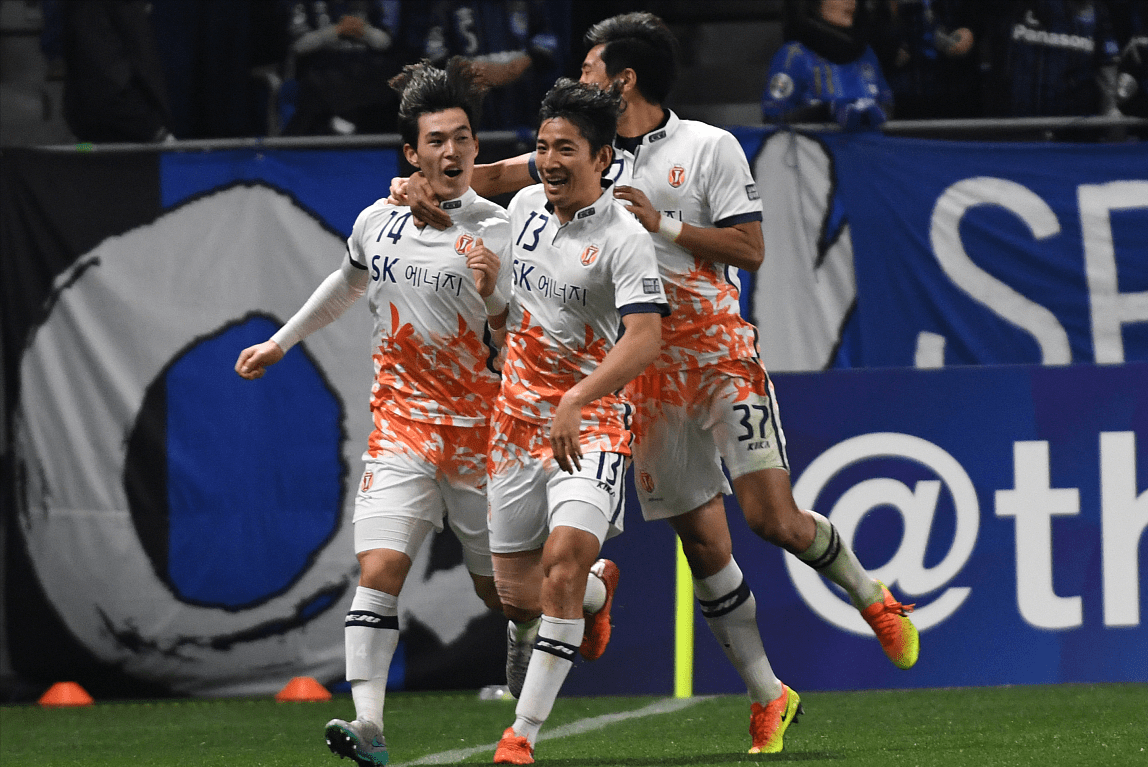 包含韩国与澳大利亚交锋，胜者晋级的词条