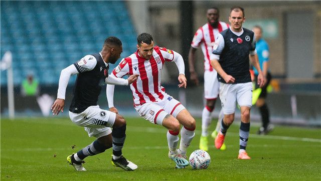 斯托克城遭遇连败，面临保级压力的简单介绍