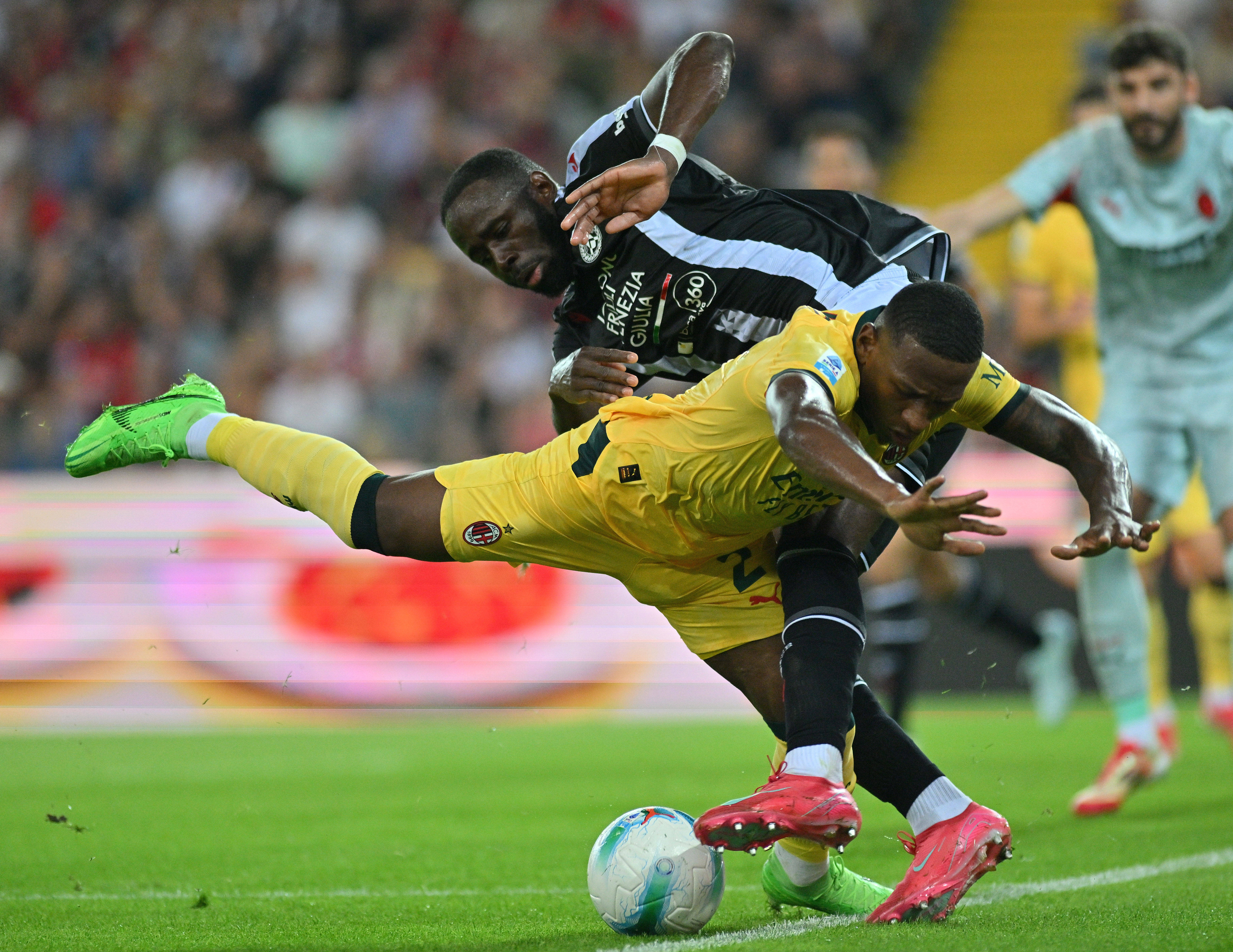 关于AC米兰队在欧洲比赛中展现出色实力的信息