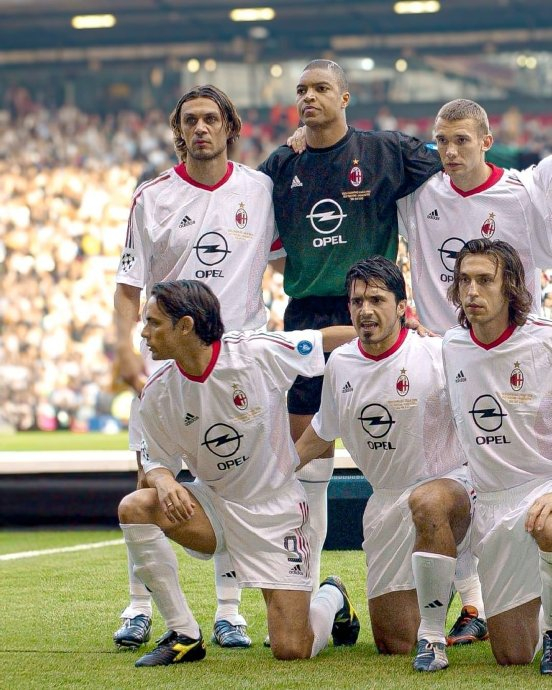 欧洲冠军联赛战况激烈，各队展现实力