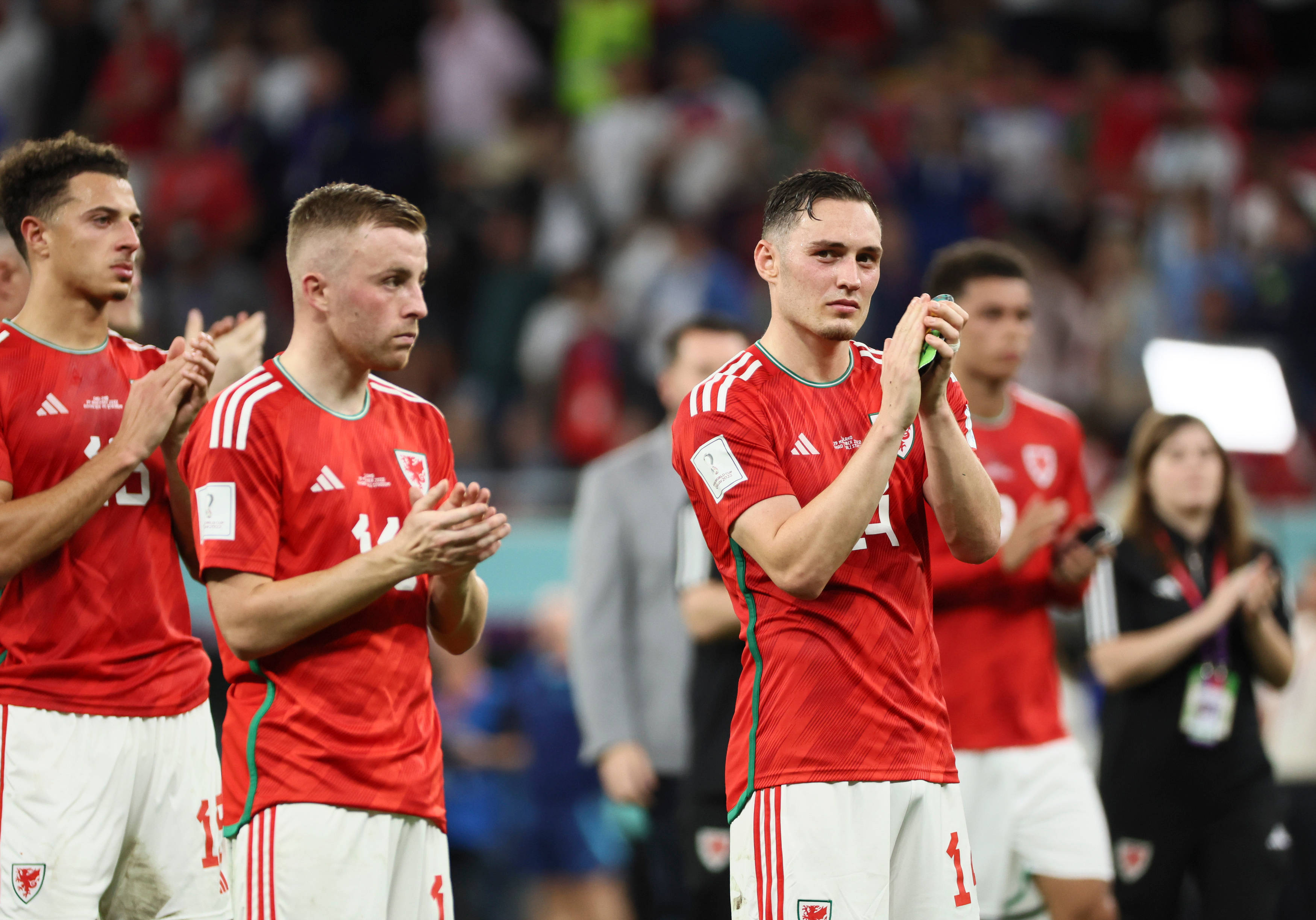 波兰队主场战胜奥地利，晋级欧国联四强的简单介绍