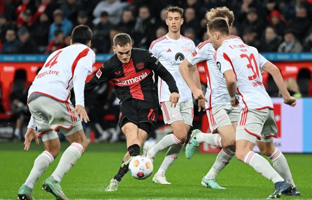 关于柏林联合双杀对手，努不呈一个轱辘的信息