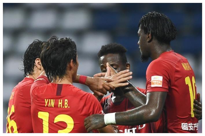 关于泰达主场不敌恒大，积分榜上遭遇连败的信息