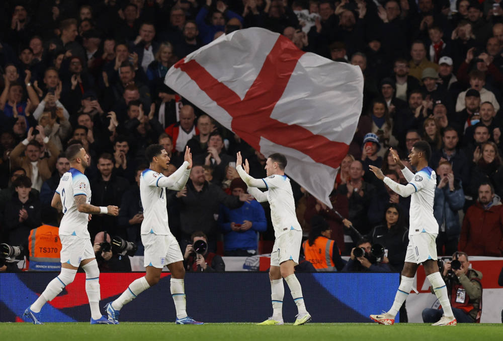 关于瑞典挑战罗马尼亚，争夺欧洲杯资格的信息